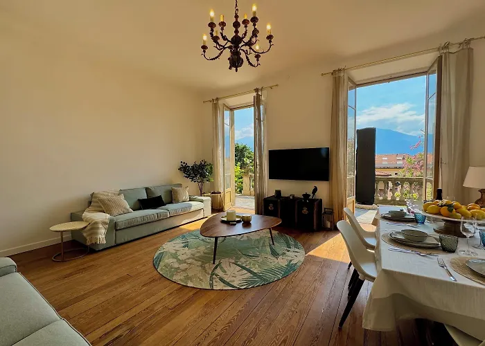 Giardino Floreale Di Διαμέρισμα *