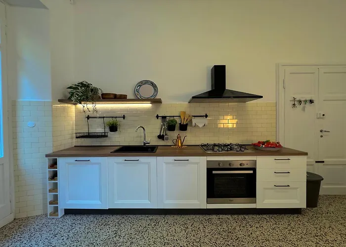 Giardino Floreale Di Apartman *