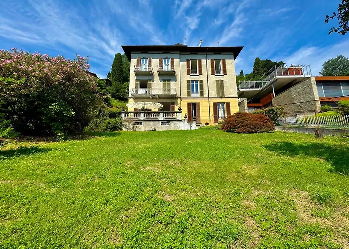 Giardino Floreale Di Apartamento Menaggio