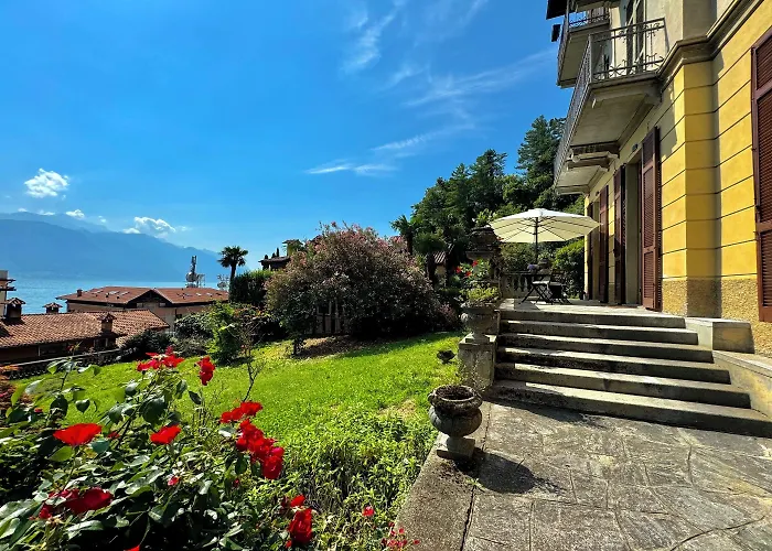 Giardino Floreale Di Apartamento Menaggio