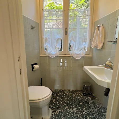 Giardino Floreale Di Lägenhet